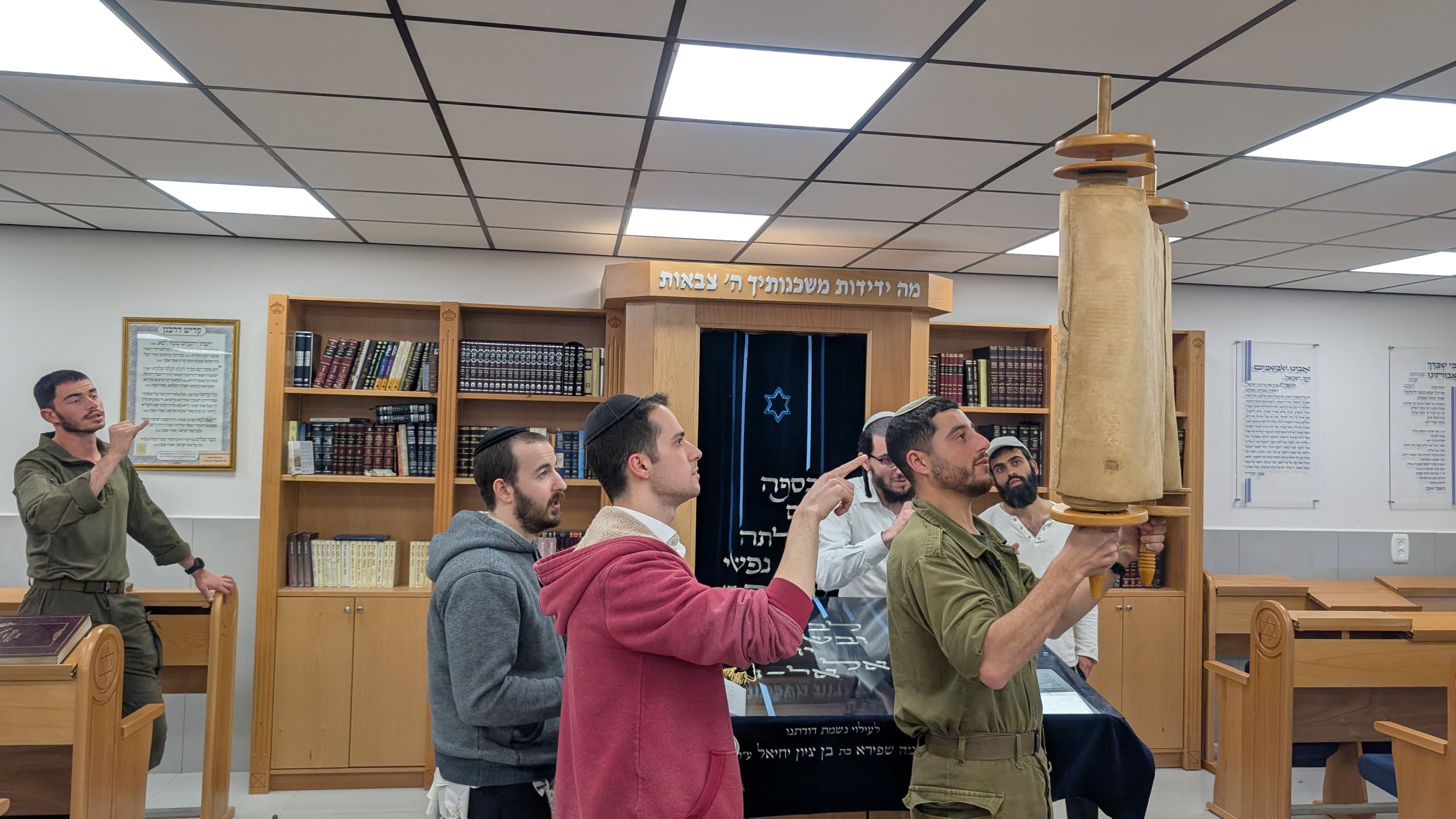 Tefillah with Soldiers at The Breslov Yeshiva