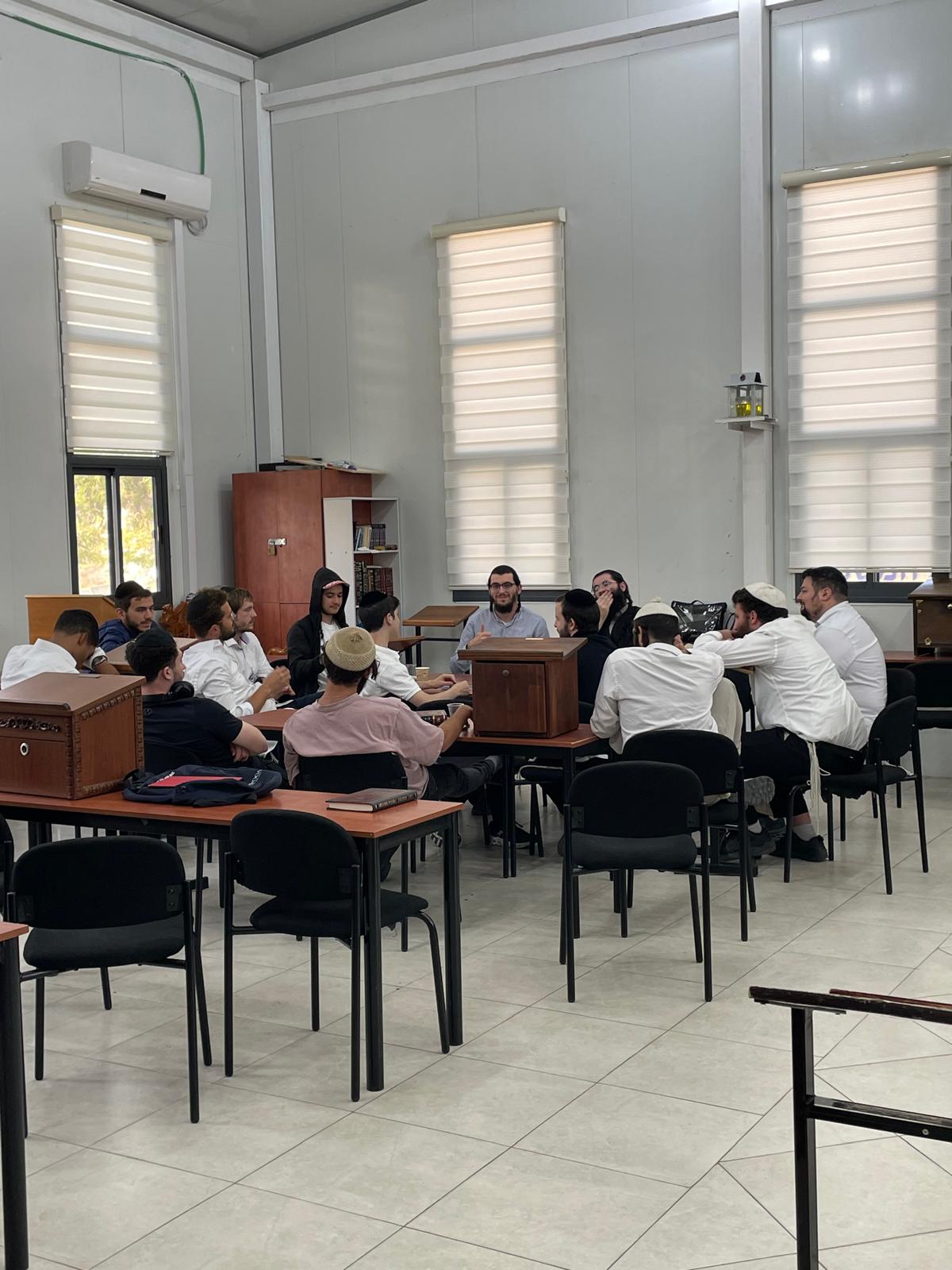 Daily Seder at The Breslov Yeshiva